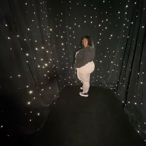 Meet your Posher, Lateya